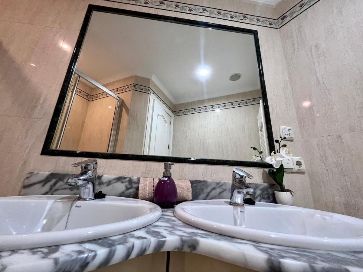 Gatu Premium Villa Turquesa Playa Y Parking Кадис Екстериор снимка