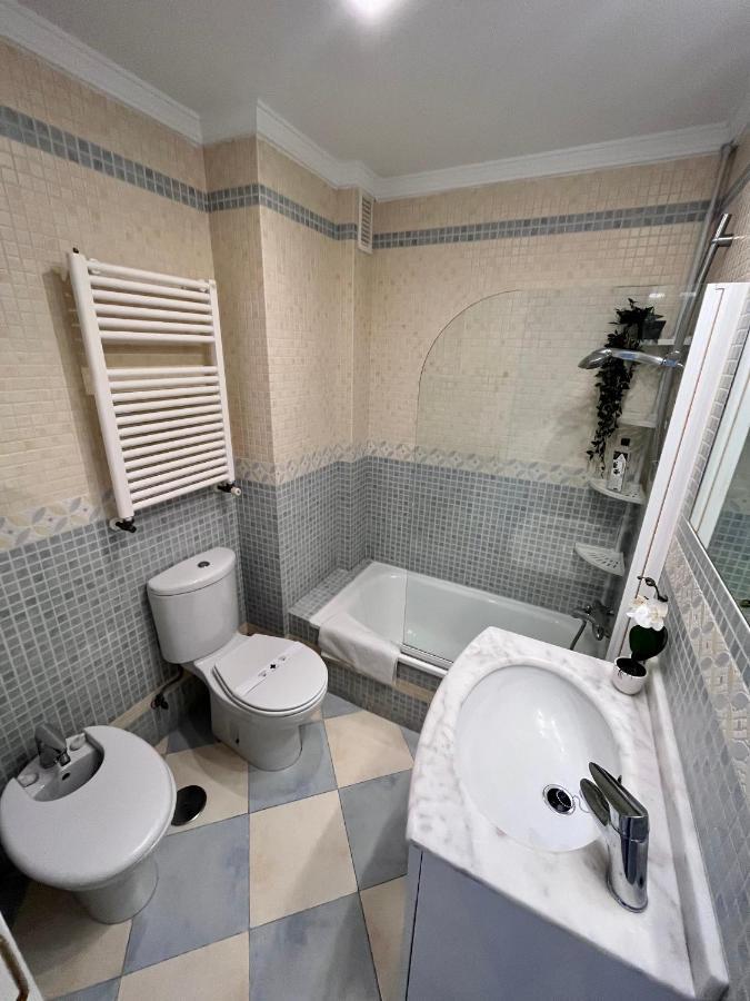Gatu Premium Villa Turquesa Playa Y Parking Кадис Екстериор снимка